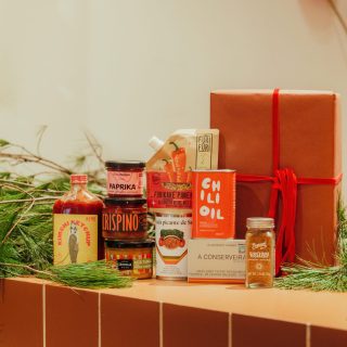 Hot Christmas Box