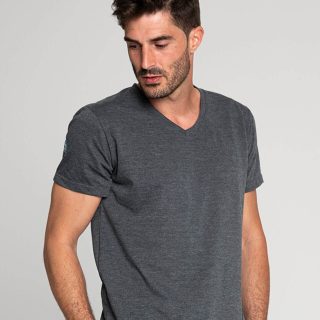 Camiseta antimosquitos cuello de pico gris