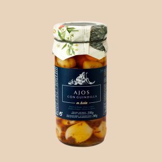 Ajos en aceite con hierbas – Garden Delights